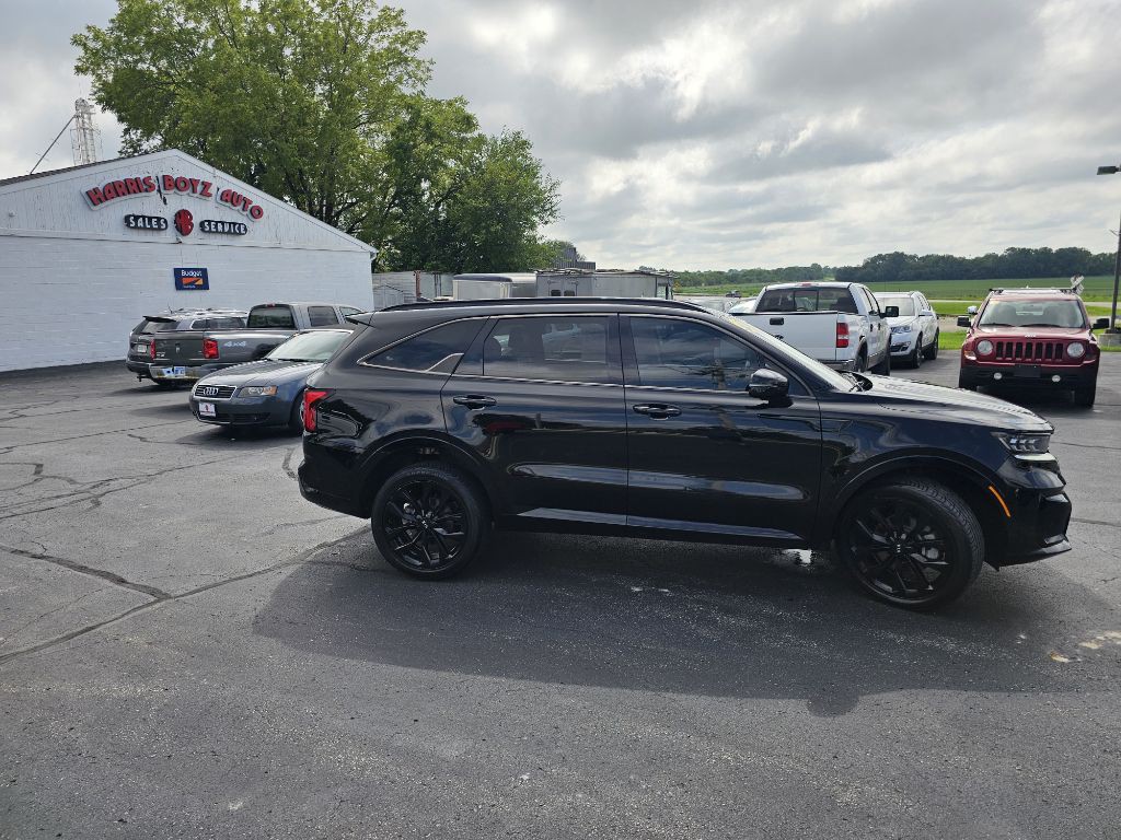 2021 Kia Sorento Image 2