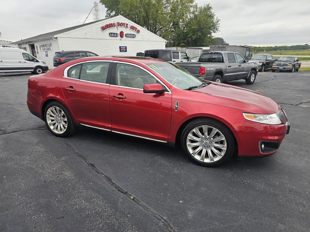 2011 Lincoln MKS Image 3