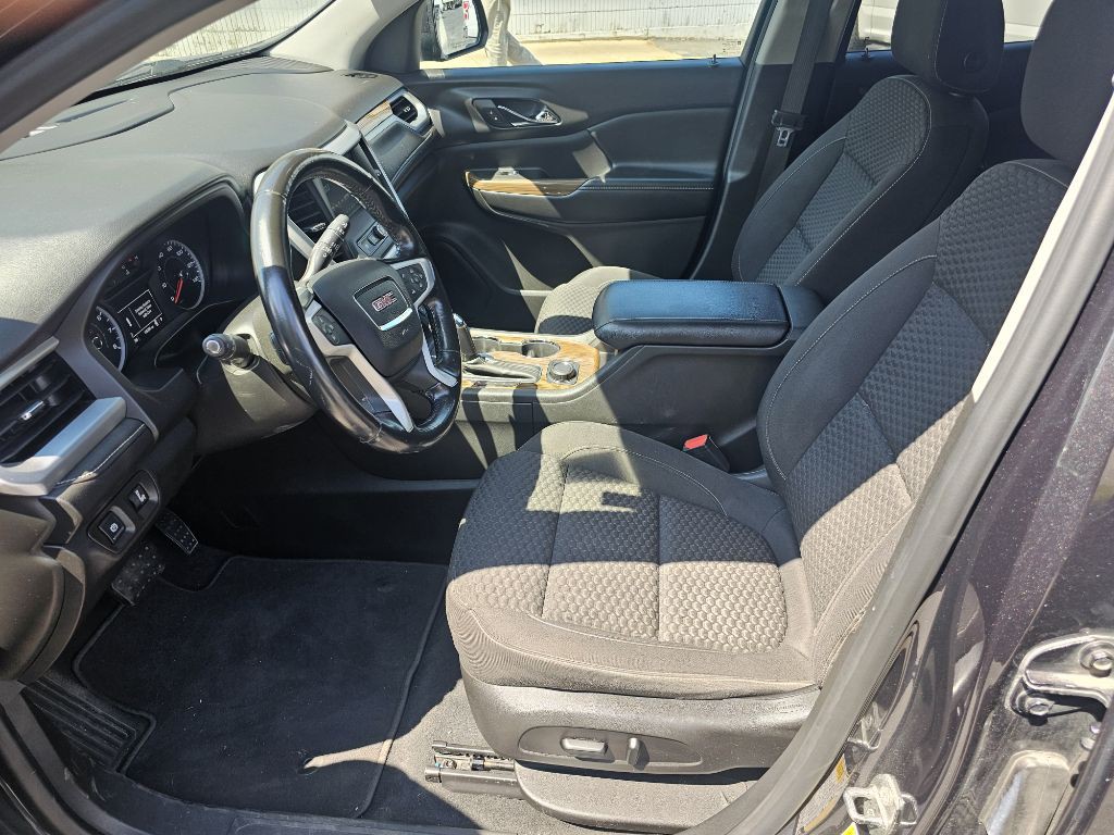 2017 GMC Acadia Image 12