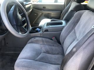 2004 Chevrolet Tahoe Image 6