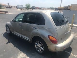 2003 Chrysler PT Cruiser Image 6