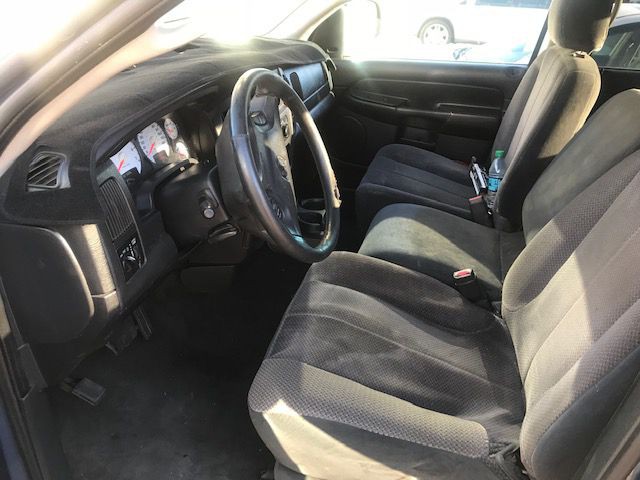2002 Dodge Ram 1500 Image 4