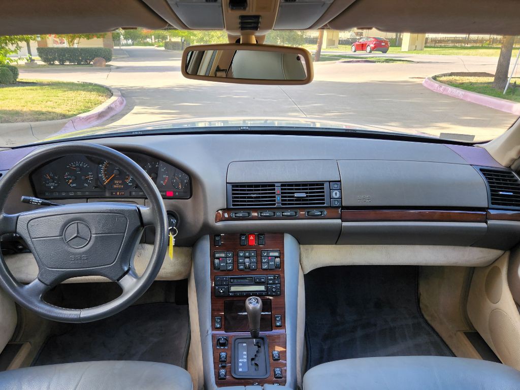 1995 Mercedes-Benz S-Class Image 4