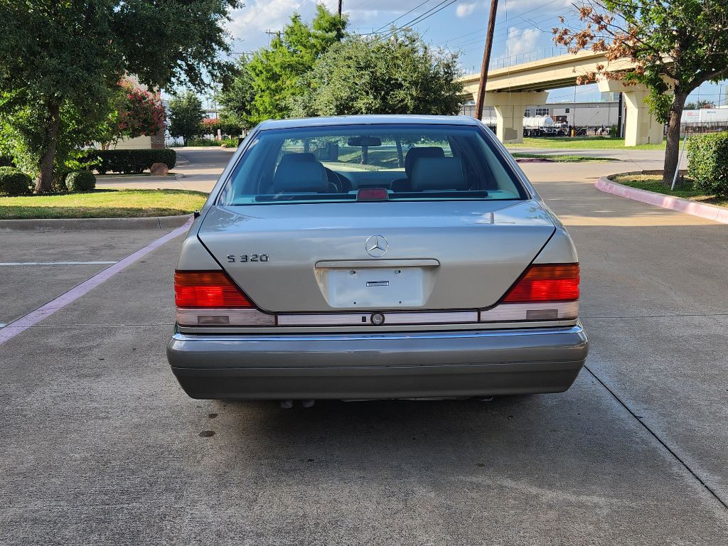 1995 Mercedes-Benz S-Class Image 6