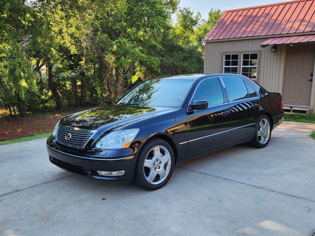 2005 Lexus LS Image 1