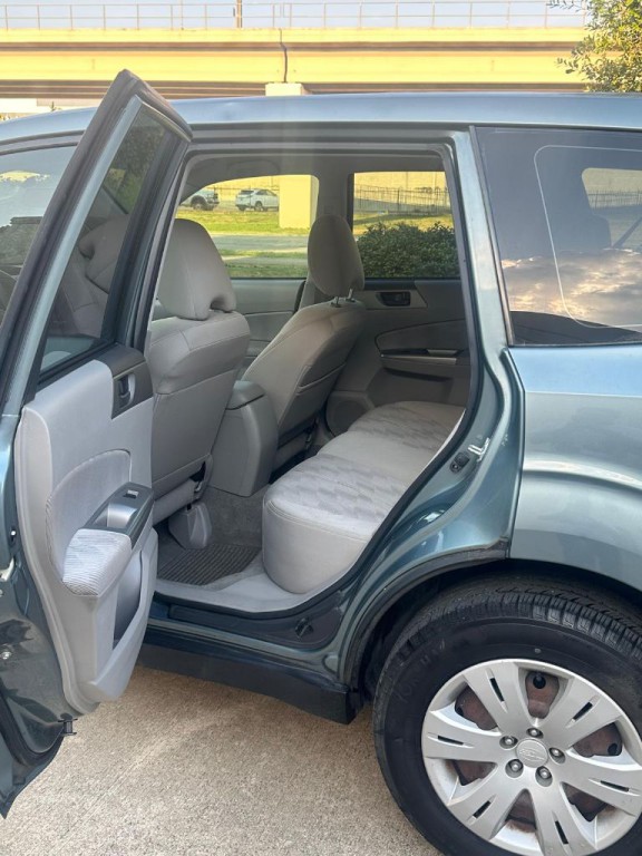 2009 Subaru Forester Image 8