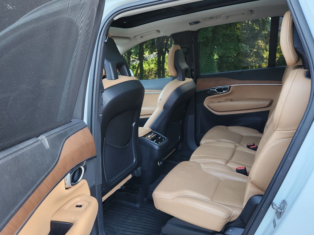 2016 Volvo XC90 Image 7