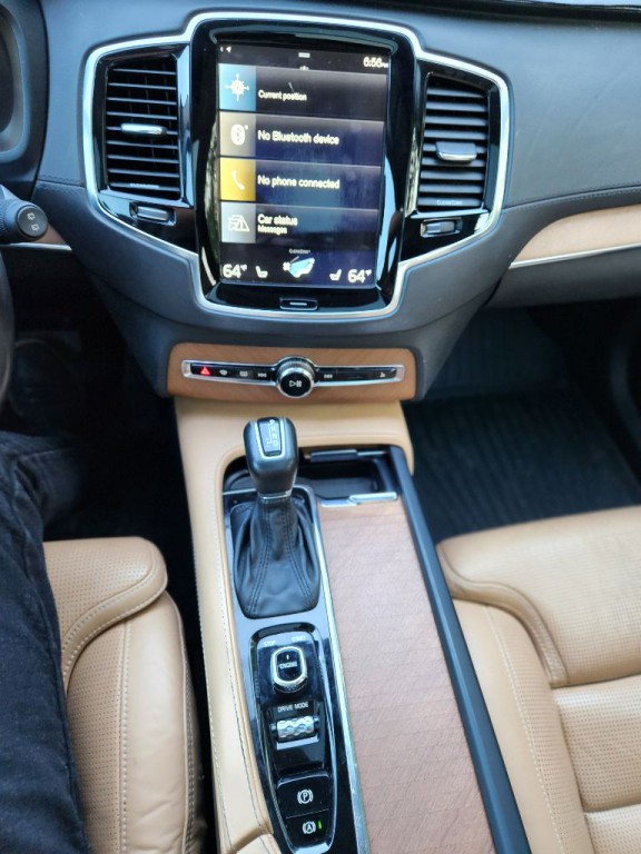 2016 Volvo XC90 Image 19