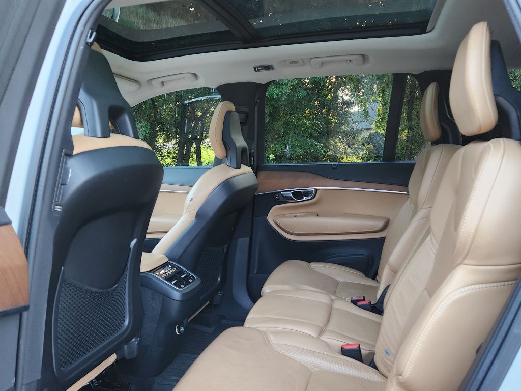 2016 Volvo XC90 Image 20