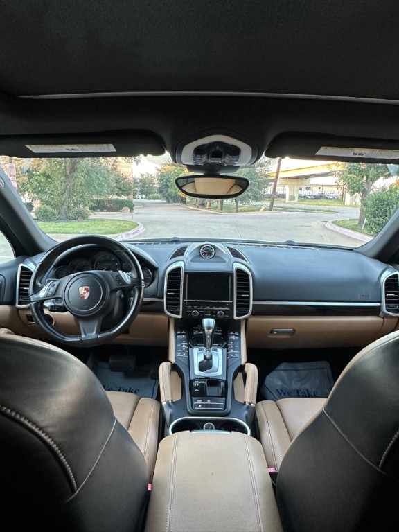 2014 Porsche Cayenne Image 11