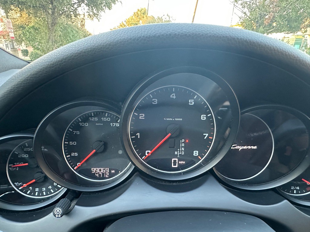 2014 Porsche Cayenne Image 13