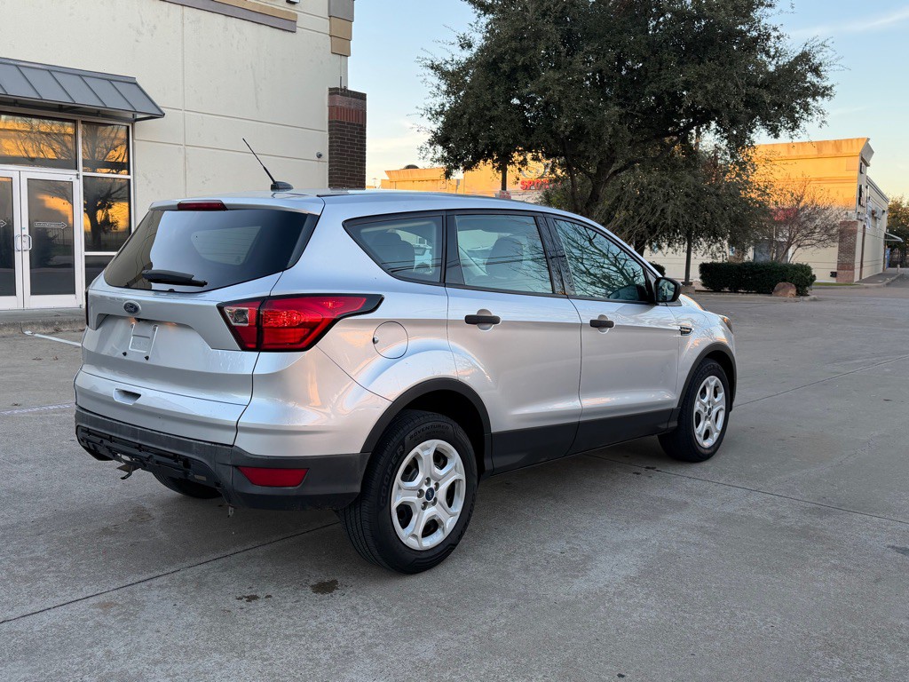 2019 Ford Escape Image 4