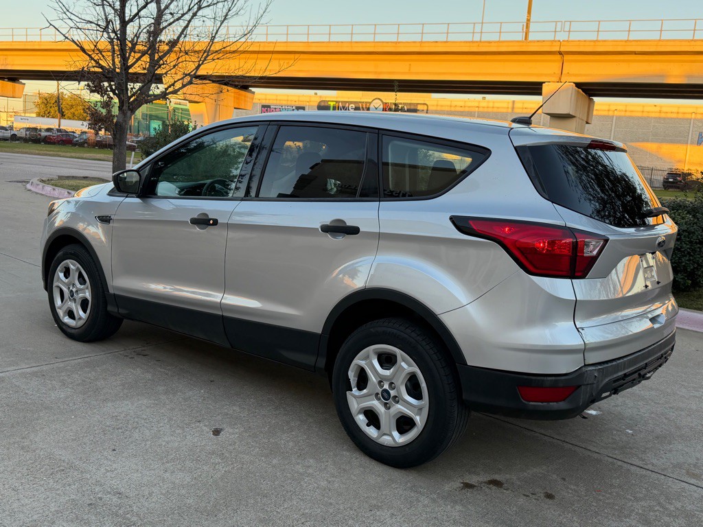 2019 Ford Escape Image 5