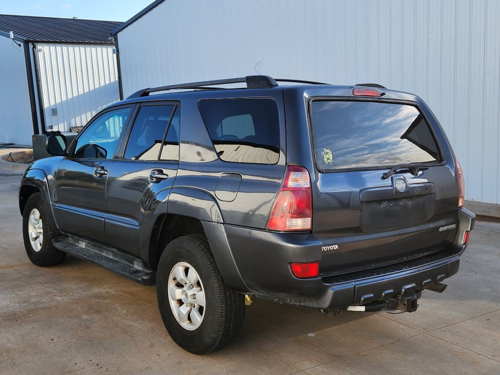 2004 Toyota 4Runner Image 2