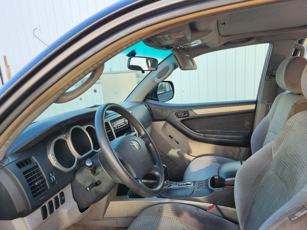 2004 Toyota 4Runner Image 10