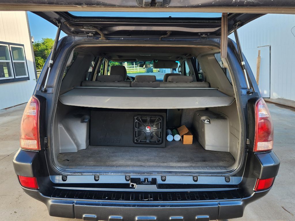 2004 Toyota 4Runner Image 12