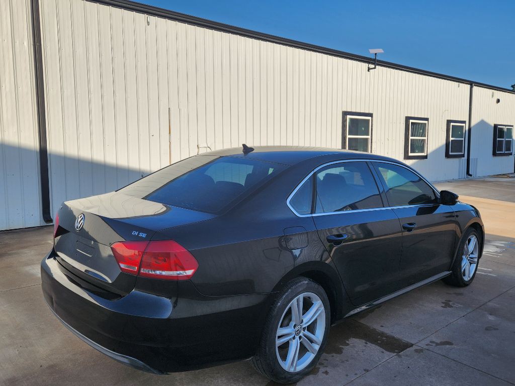 2014 Volkswagen Passat Image 3