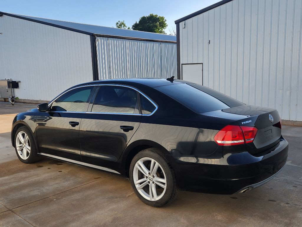 2014 Volkswagen Passat Image 4