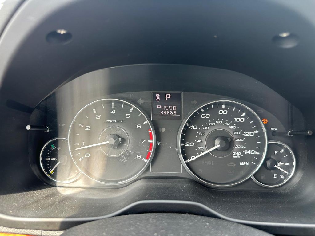 2012 Subaru Outback Image 16