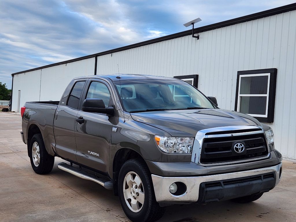 2010 Toyota Tundra Image 1