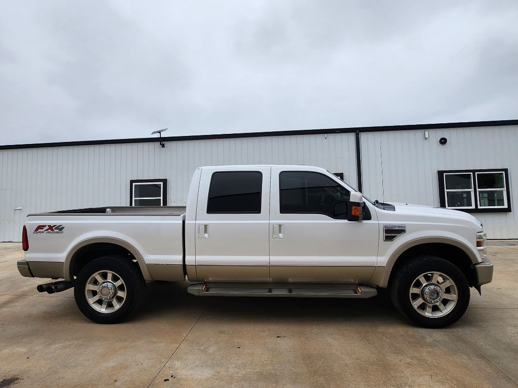 2010 Ford F-250 Image 8