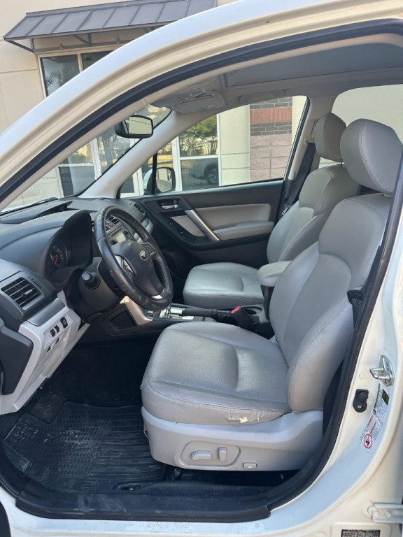 2015 Subaru Forester Image 11