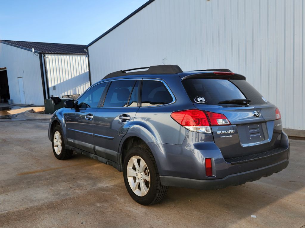 2014 Subaru Outback Image 4