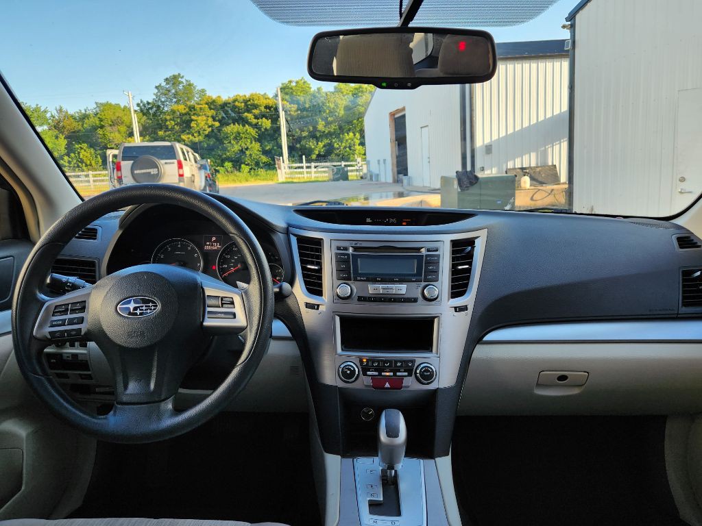 2014 Subaru Outback Image 6