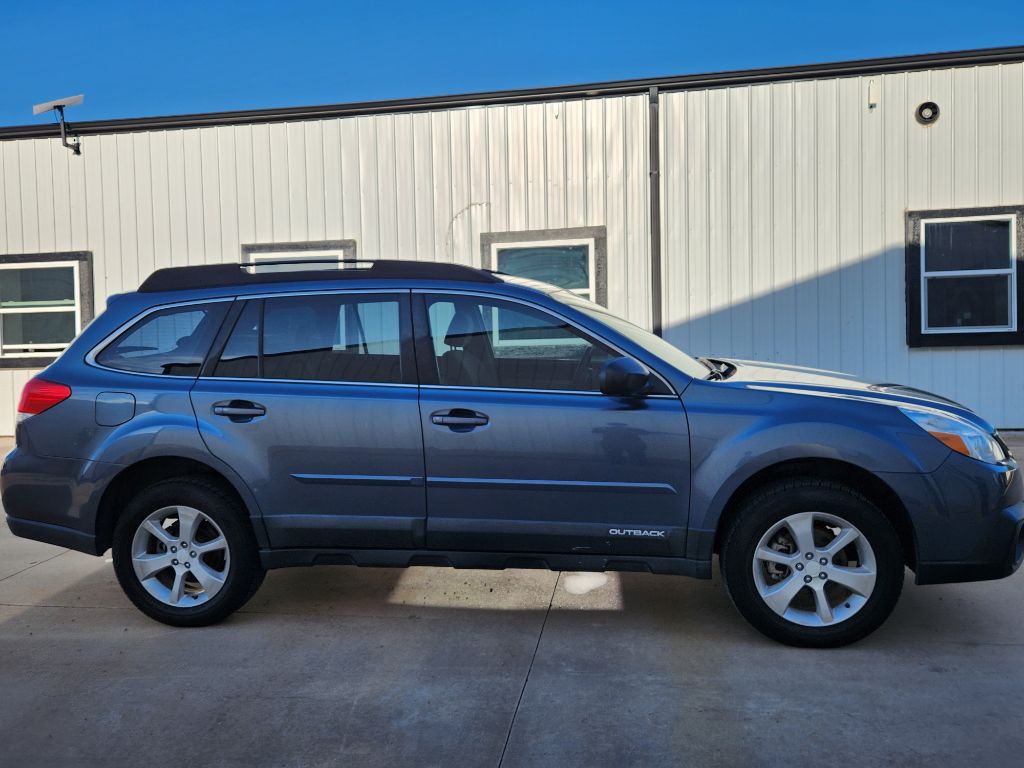 2014 Subaru Outback Image 10