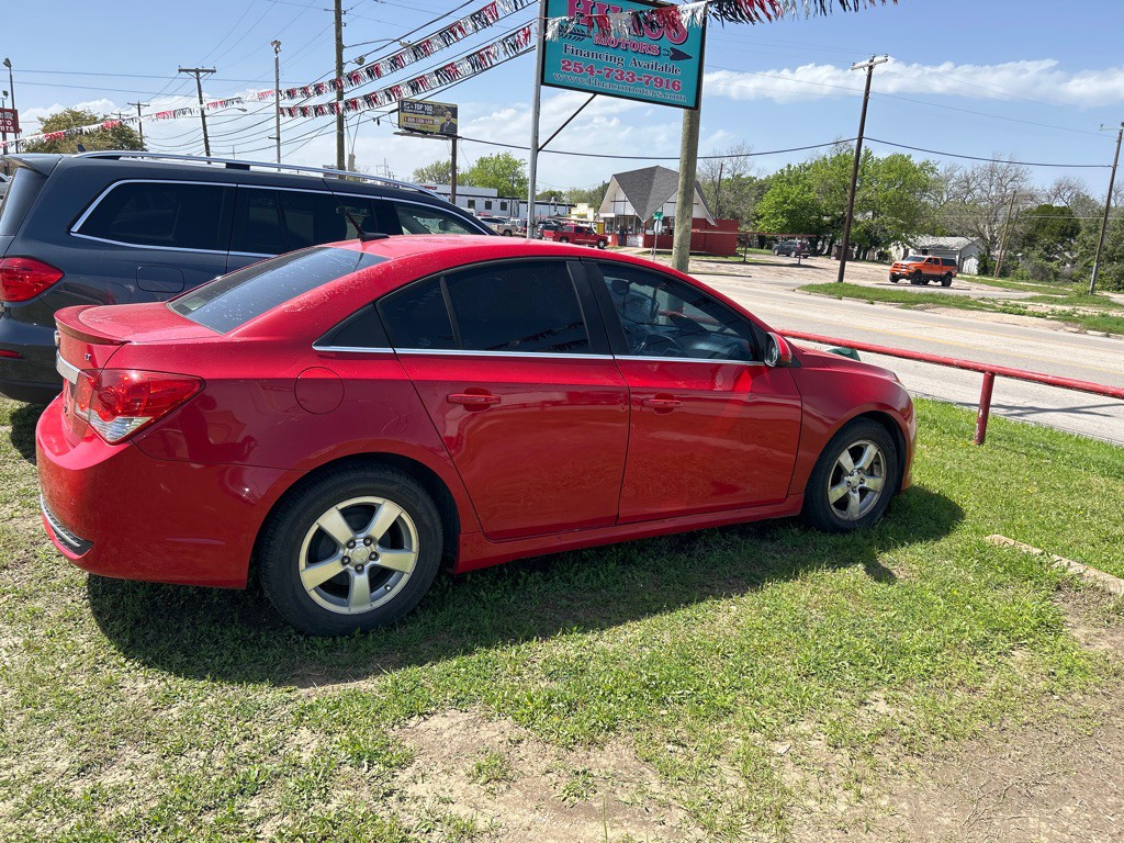 2012 Chevrolet Cruze Image 2