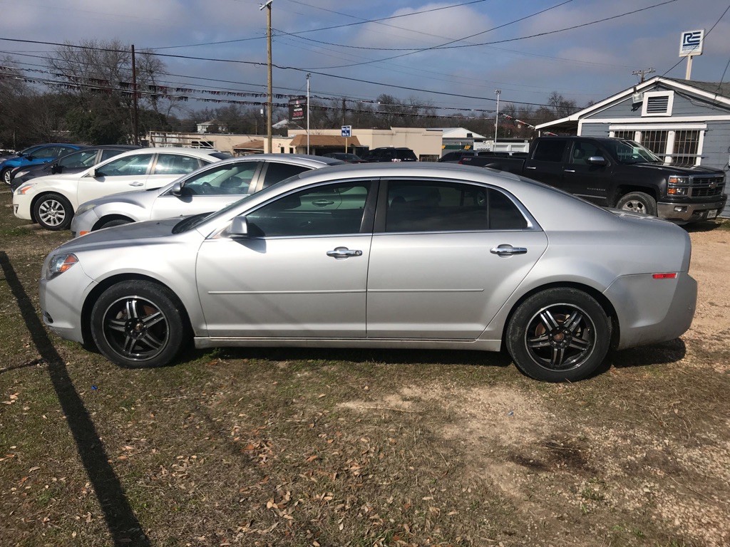 2012 Chevrolet Malibu Image 3
