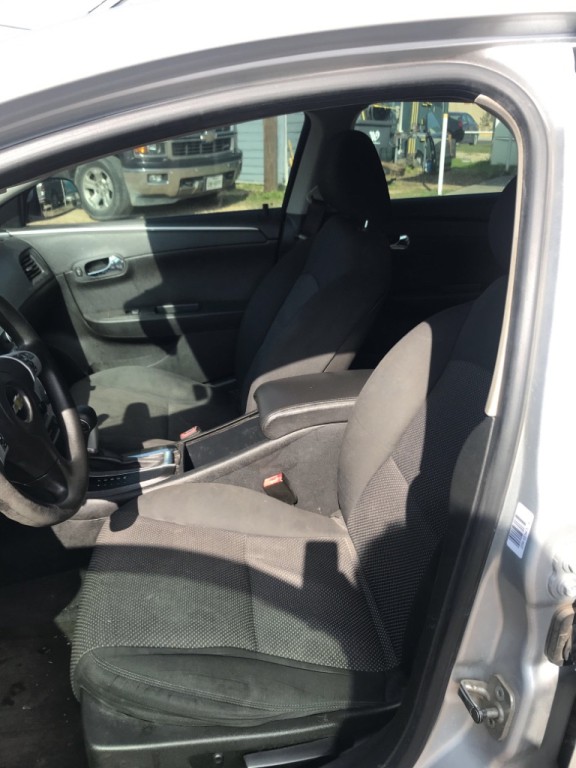 2012 Chevrolet Malibu Image 10