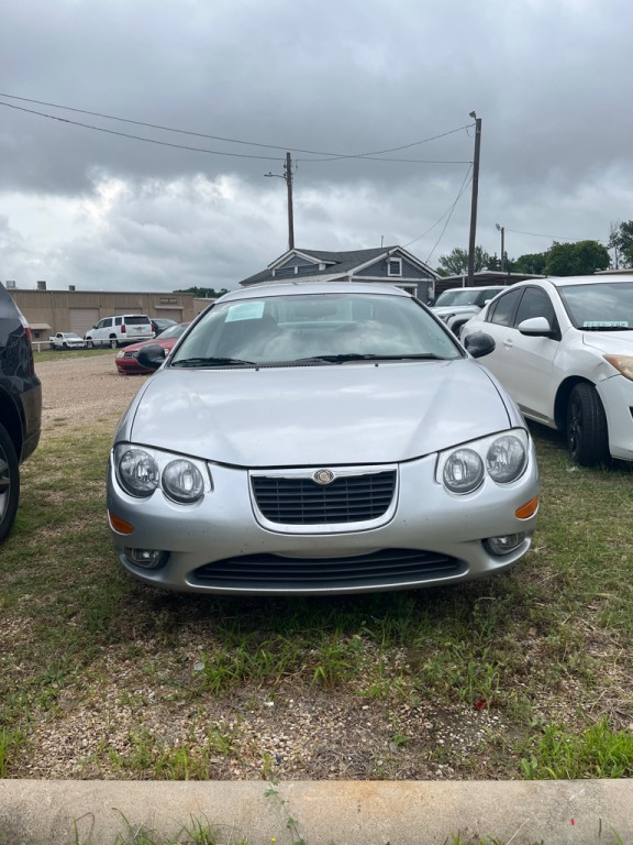 2004 Chrysler 300M Image 2