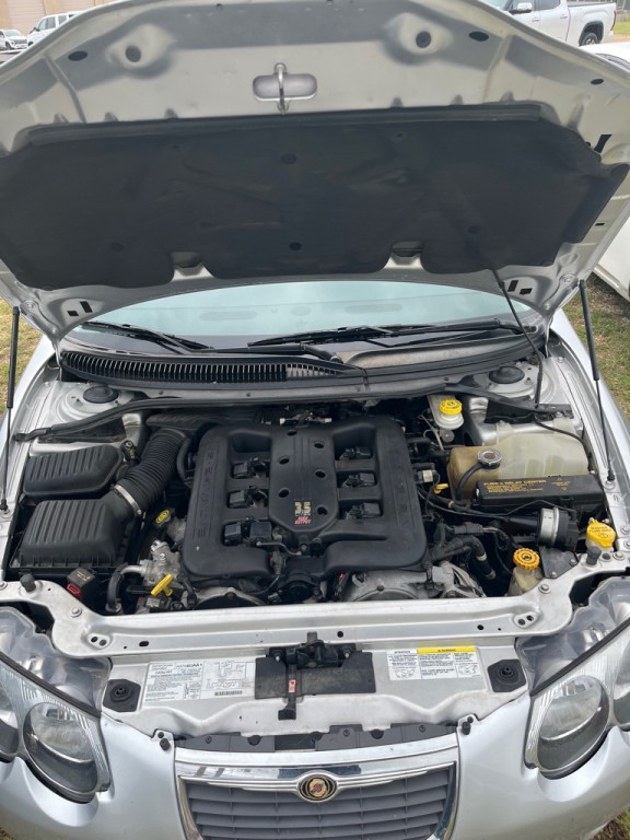 2004 Chrysler 300M Image 6