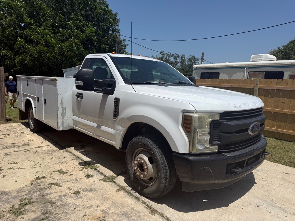 2019 Ford F-350 Image 3