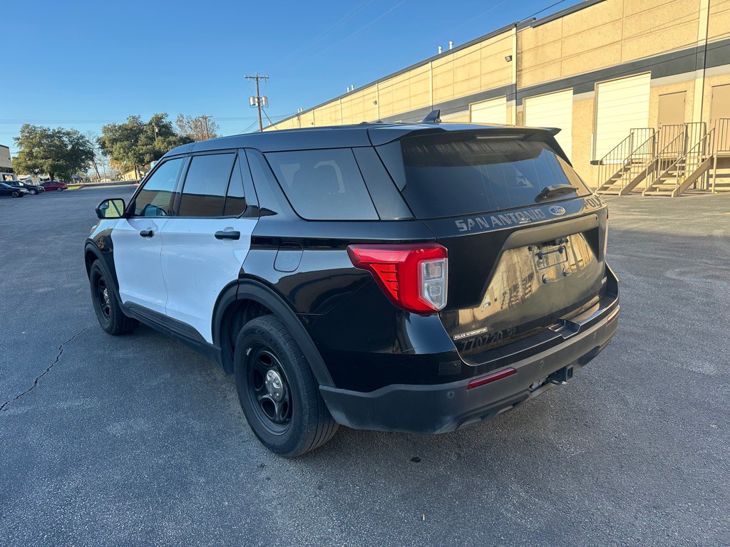 2020 Ford Explorer Image 4