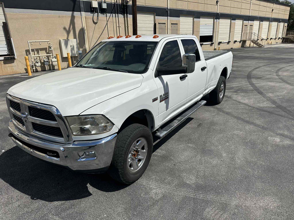 2017 RAM 2500 Image 2