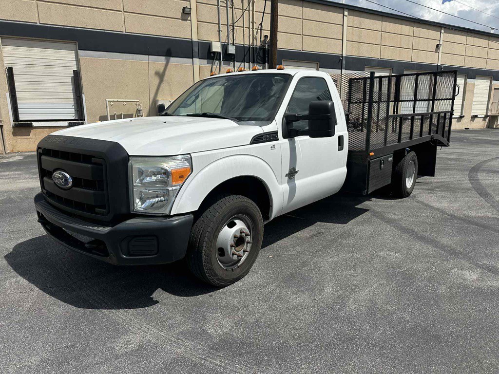 2011 Ford F-350 Image 1
