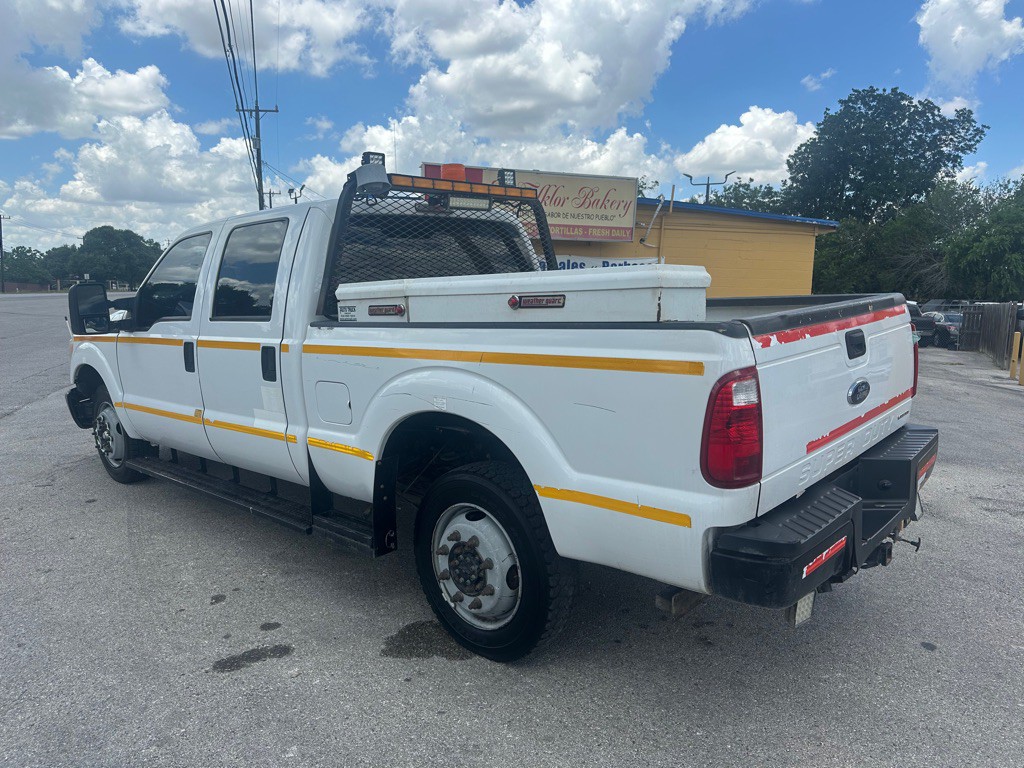2015 Ford F-250 Image 3
