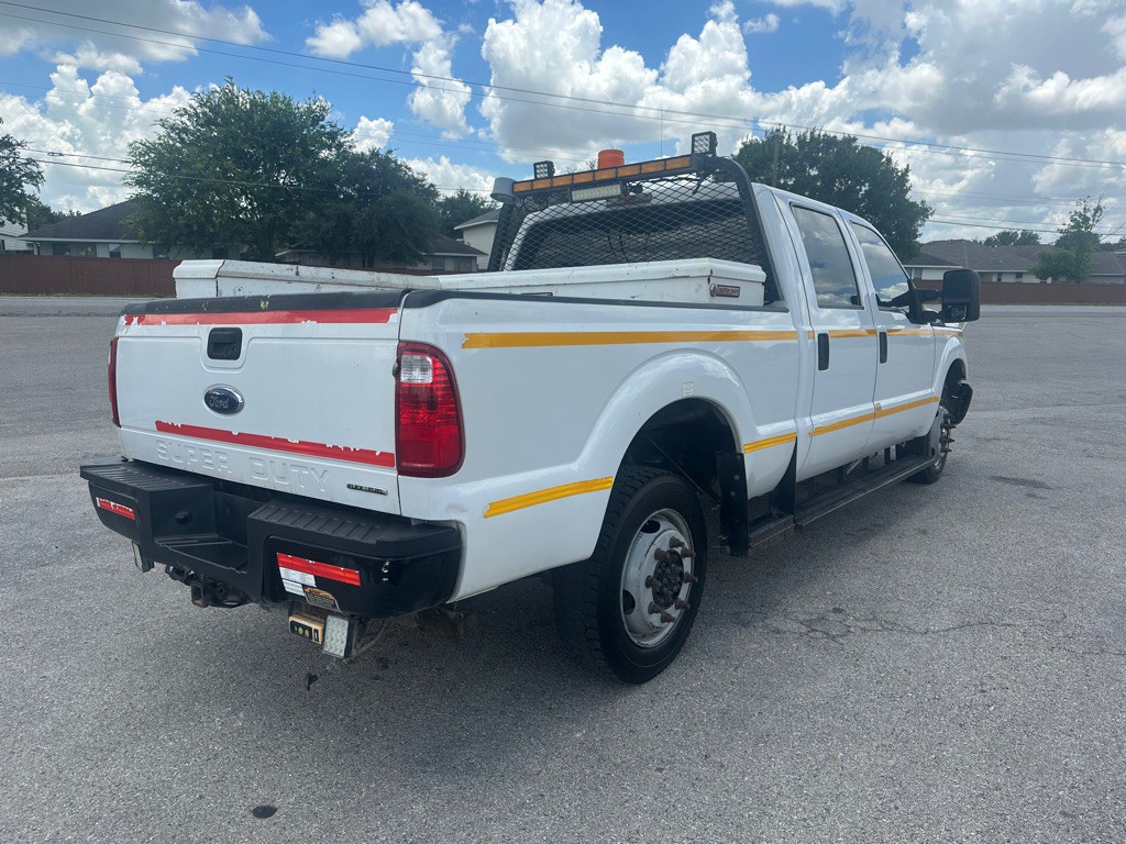 2015 Ford F-250 Image 4