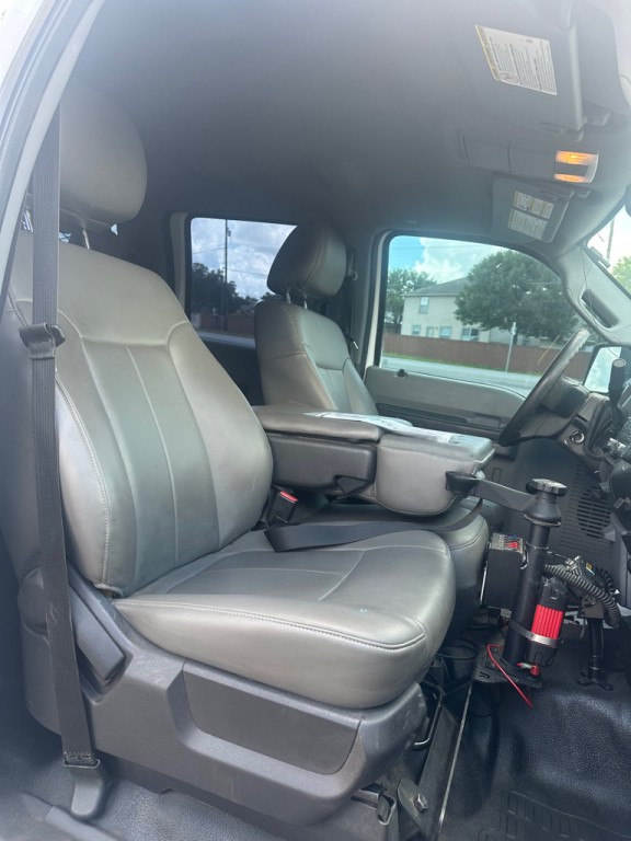 2015 Ford F-250 Image 10