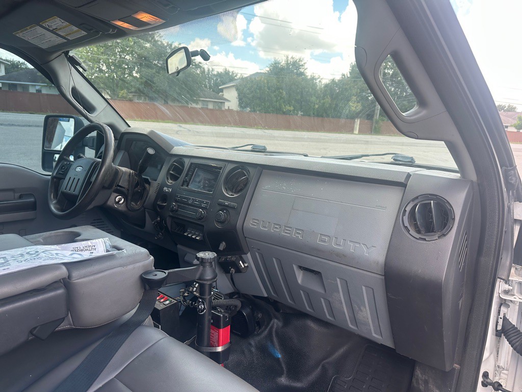 2015 Ford F-250 Image 11