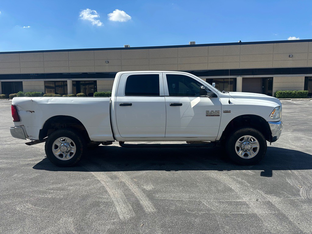 2015 RAM 2500 Image 6