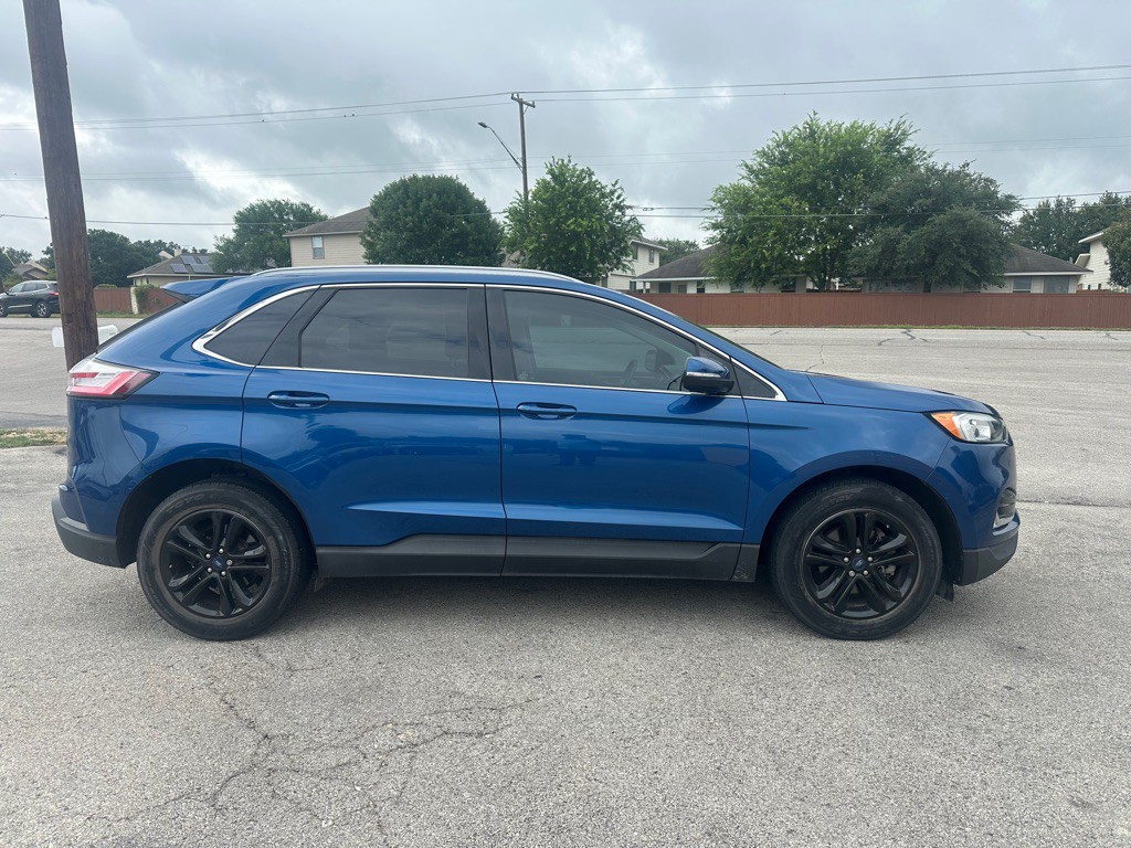 2020 Ford Edge Image 5