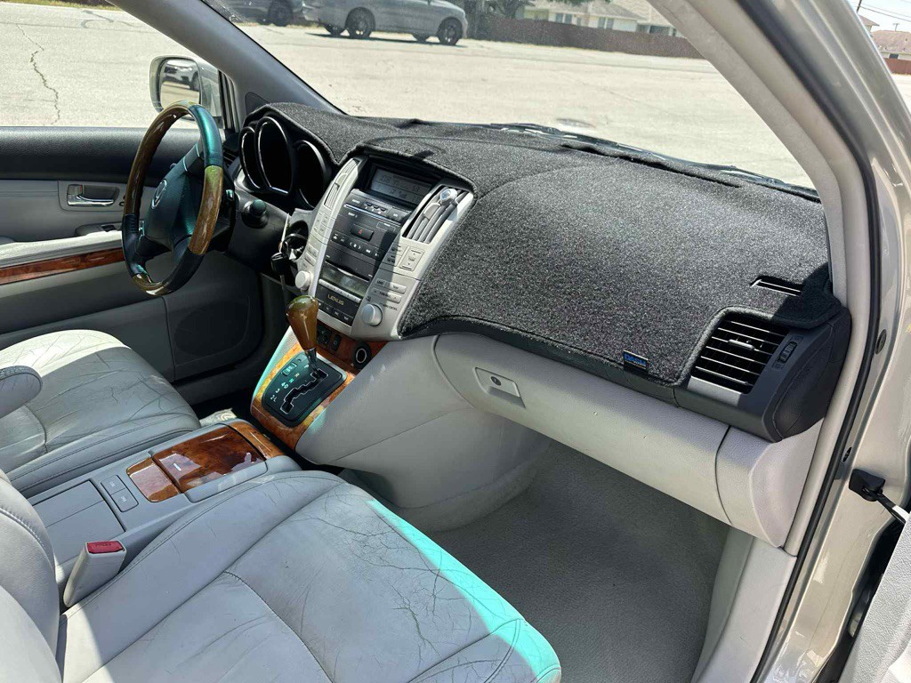 2009 Lexus RX Image 12