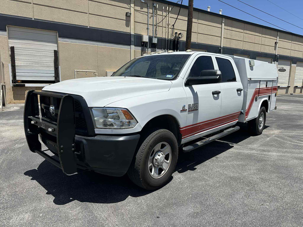 2017 RAM 3500 Image 1