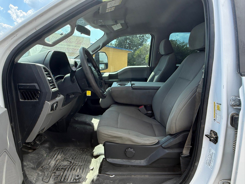 2017 Ford F-250 Image 11