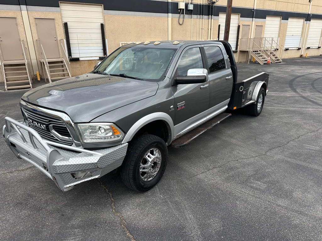 2012 Dodge Ram 3500 Image 2