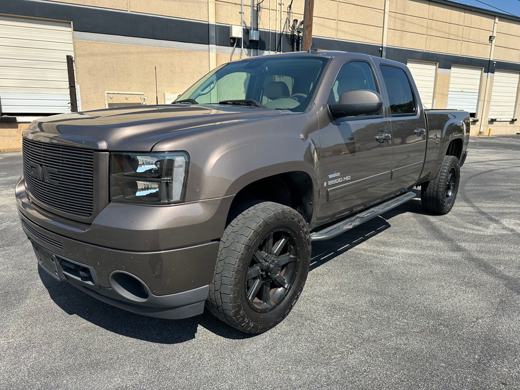 2008 GMC Sierra Image 1