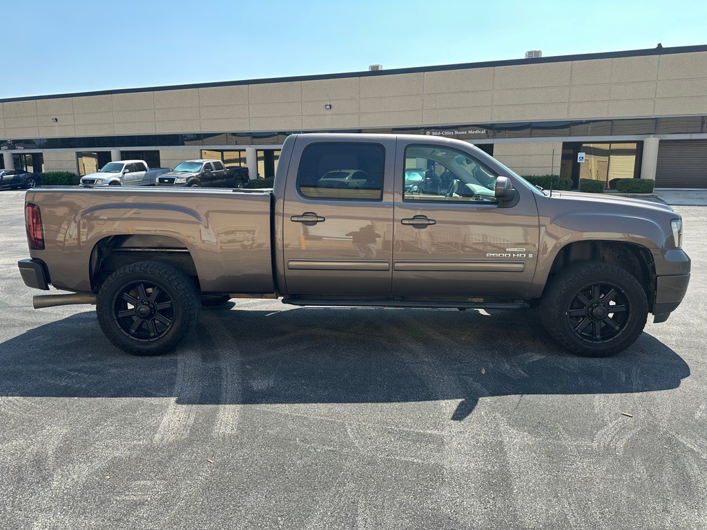2008 GMC Sierra Image 6